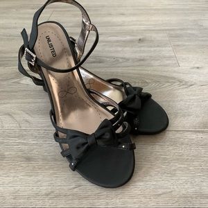 Black Sweet Bow Heels